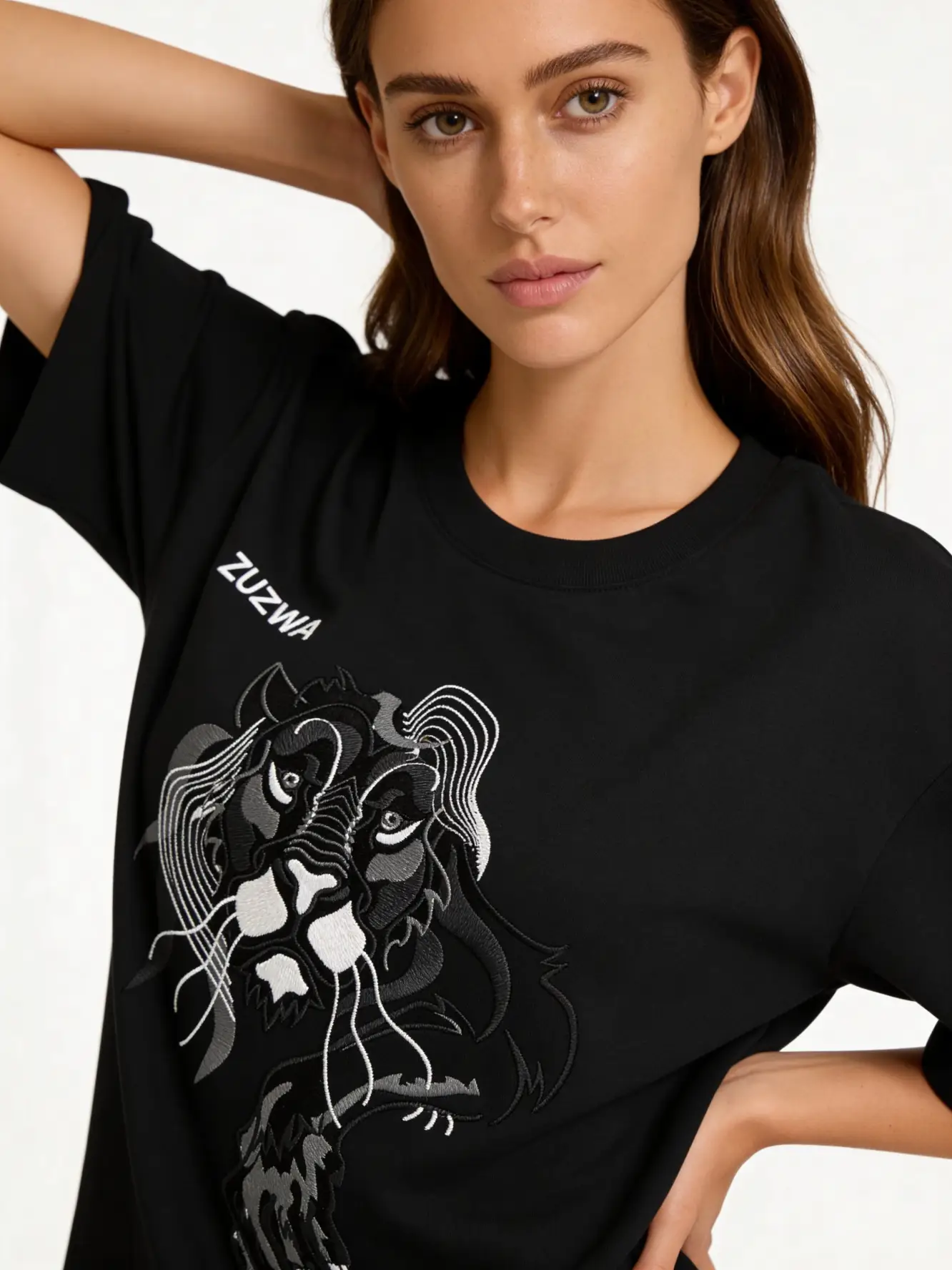 ZUZWA lion embroidered oversized organic cotton t-shirt